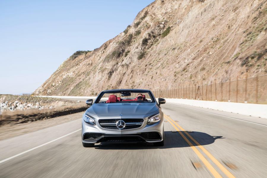  Mercedes-AMG S63 Cabriolet 2016 года  (NA) (фото 10 из 31)
